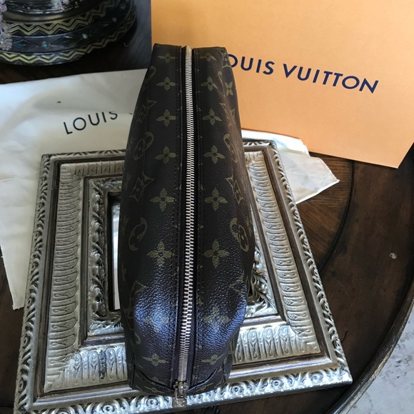Gorgeous Louis Vuitton Unisex Trousse 28 Toiletries Bag Cosmetic Case - Picture 9 of 15